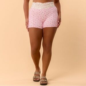 Blogilates Women's Ruched Waist Biker Shorts Pink Floral Size 1X